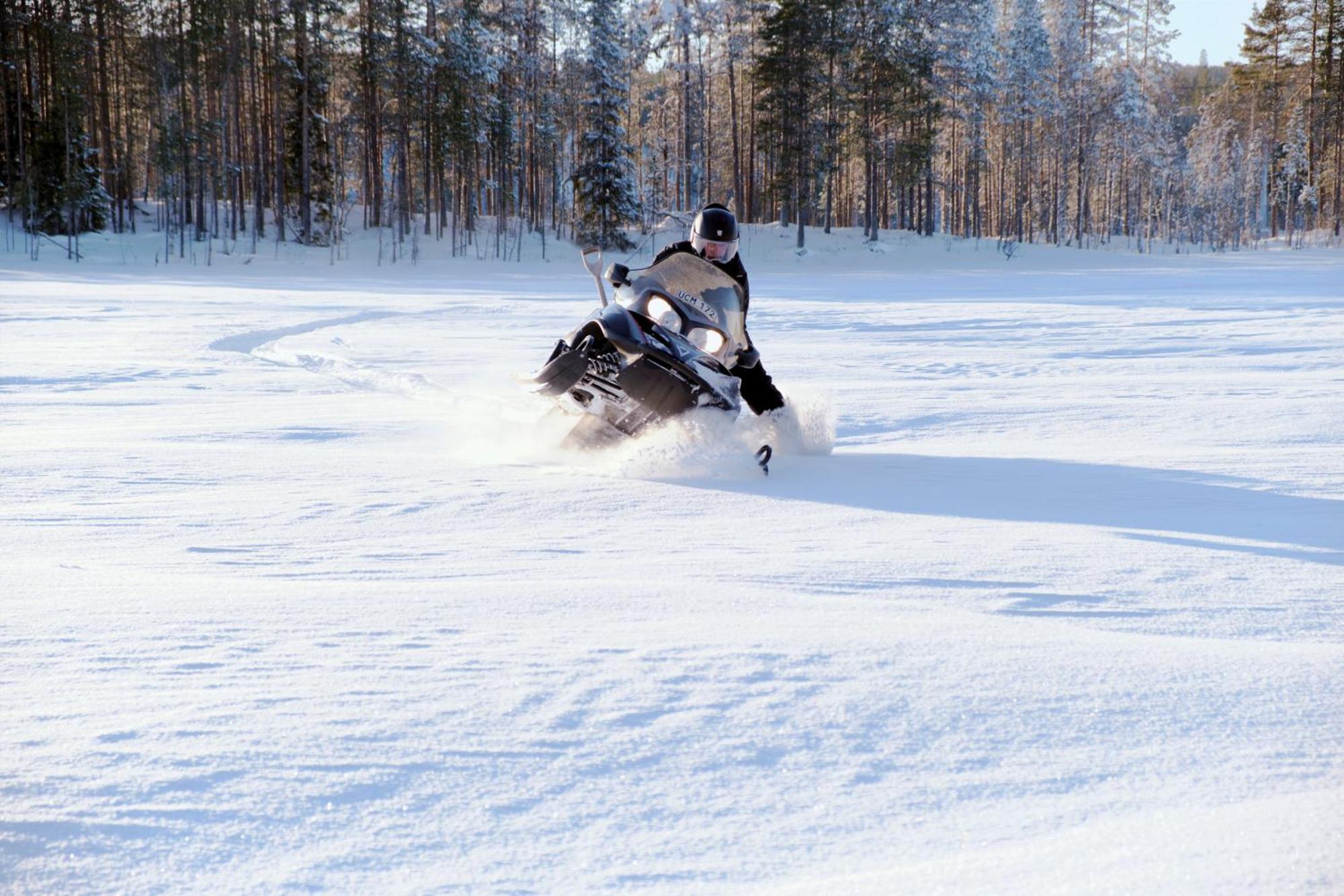 Langforsen Glamping & Lapland Experience 호텔 Lapptrask 외부 사진
